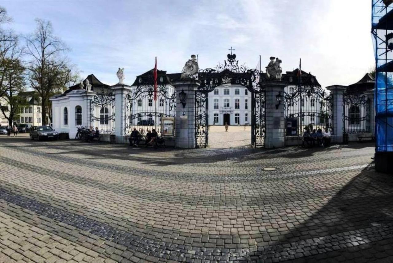 Villa Rheinstein Am Schloss Engers นอยวิท ภายนอก รูปภาพ